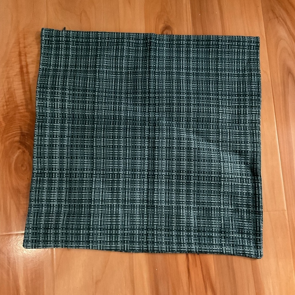 Plaid Pattern Pillow Cover